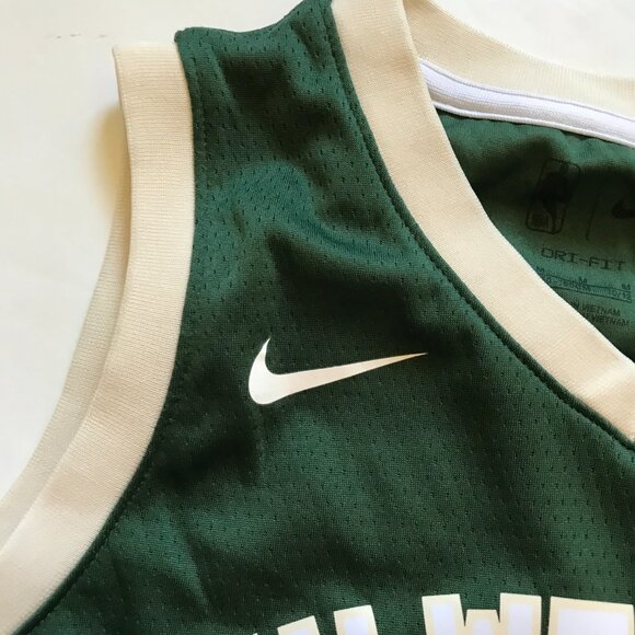 Nike Milwaukee Bucks Giannis Antetokounmpo Swingman Jersey Boys Medium #34 NBA - Picture 4 of 11